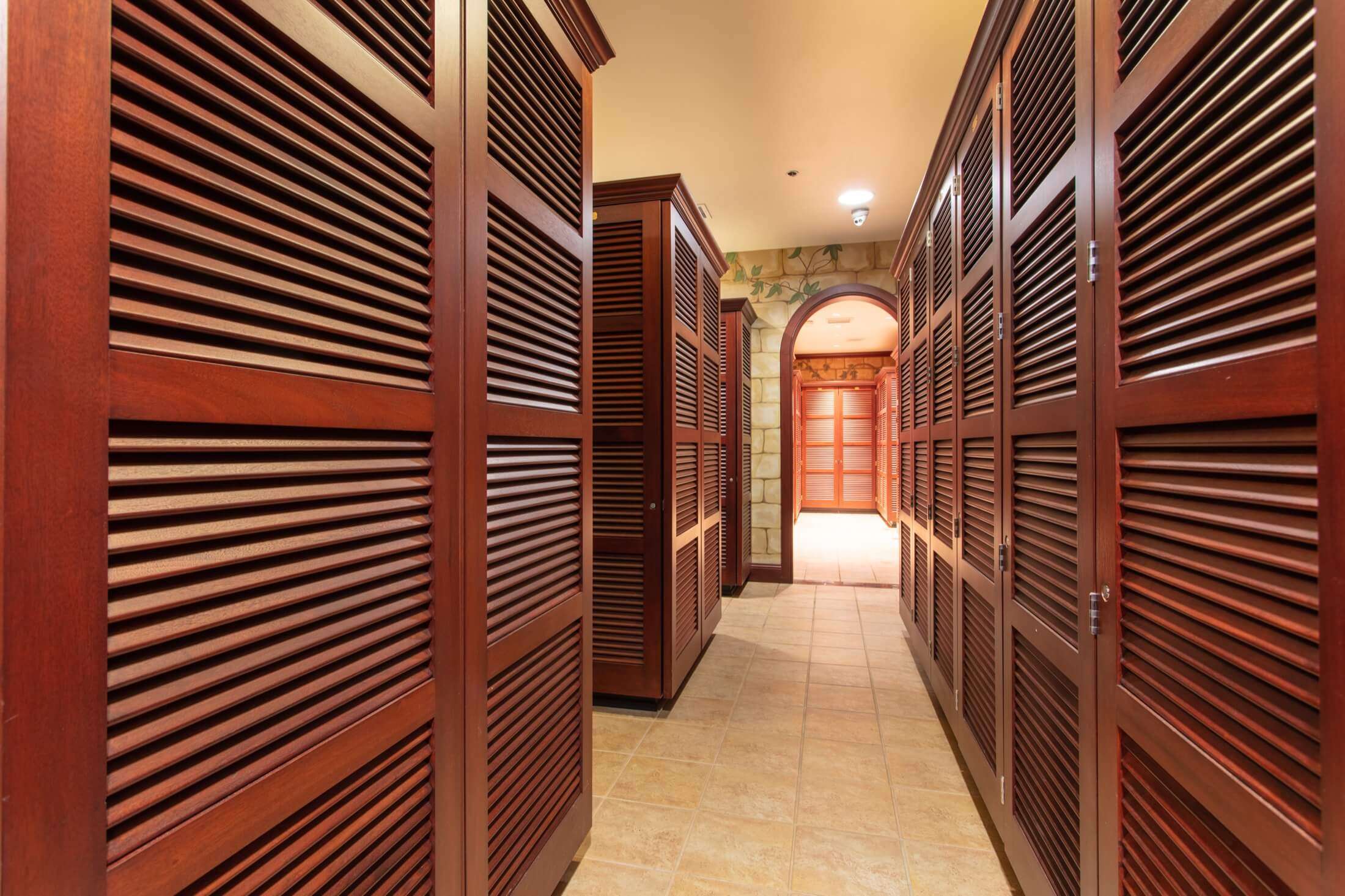 Self Storage in Harahan, LA Elmwood Self Storage and Wine Cellar